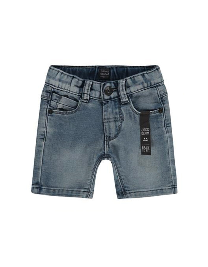 Short jeans (Babyface)