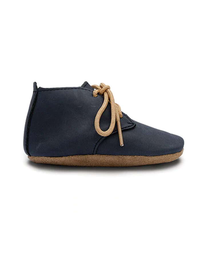 Chaussons en cuir soft soles - Bottine à lacets Desert  Marine (Bobux)
