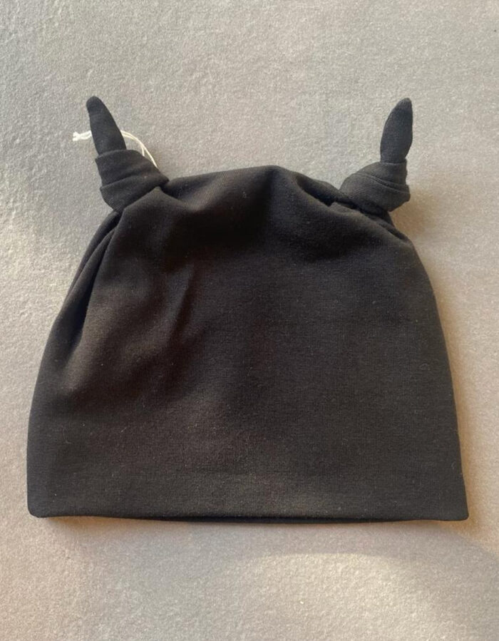 Bonnet Noir (Dominique)