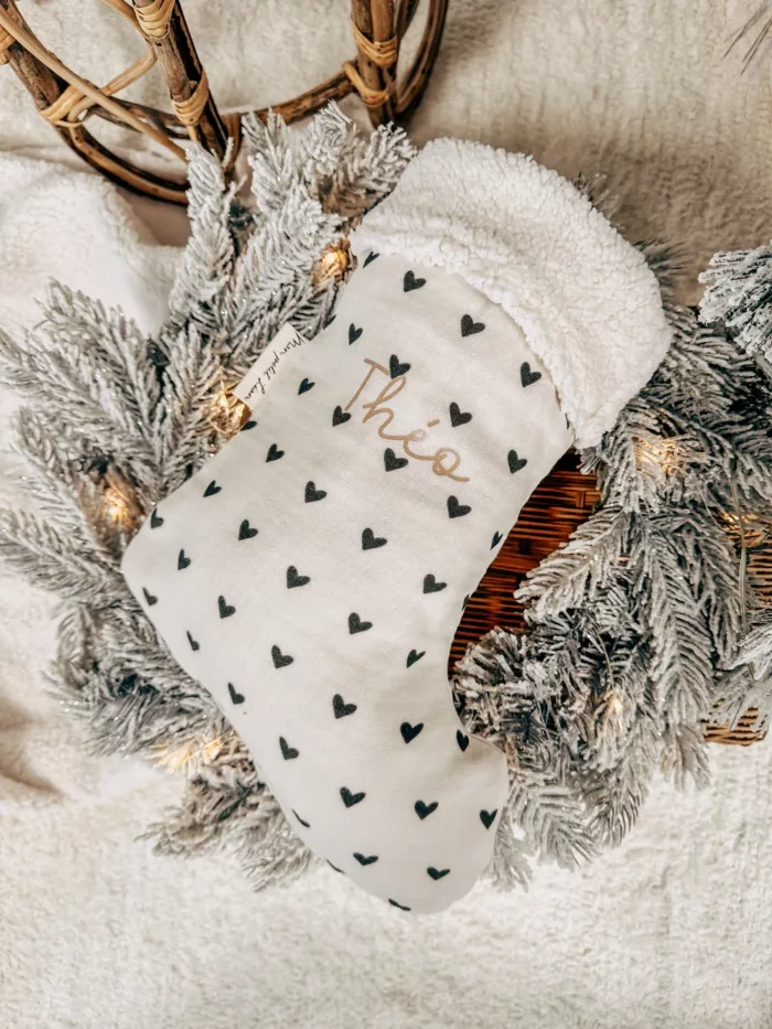 Chaussette de Noel moumoute petits coeurs (Mon petit Léon)