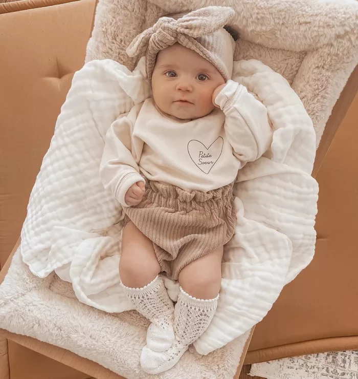 Sweat Mon Coeur Bébé beige à col rond (Mon petit Léon)