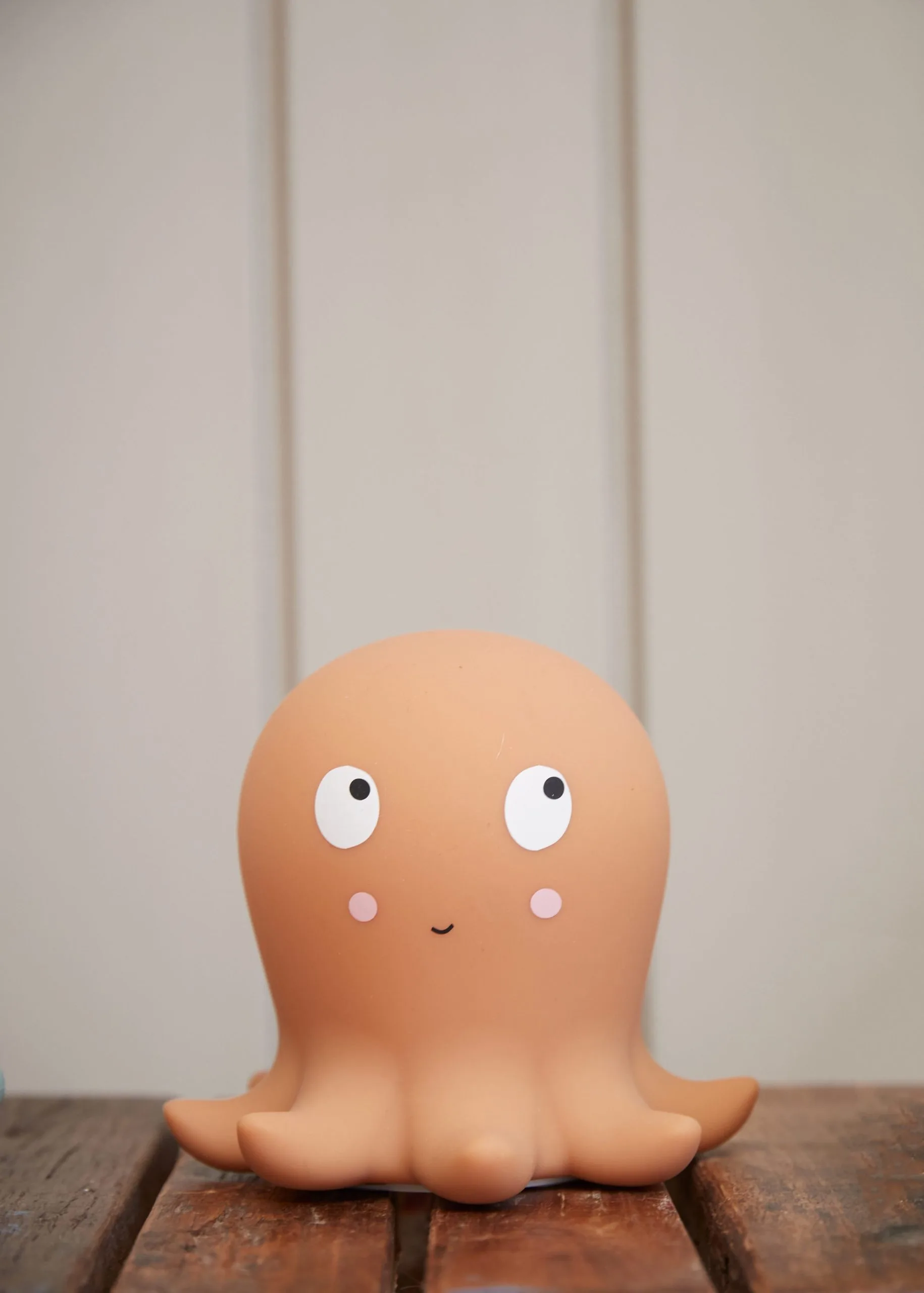 Mini lampe LED silicone – Otto le poulpe (Filibabba) – Image 2