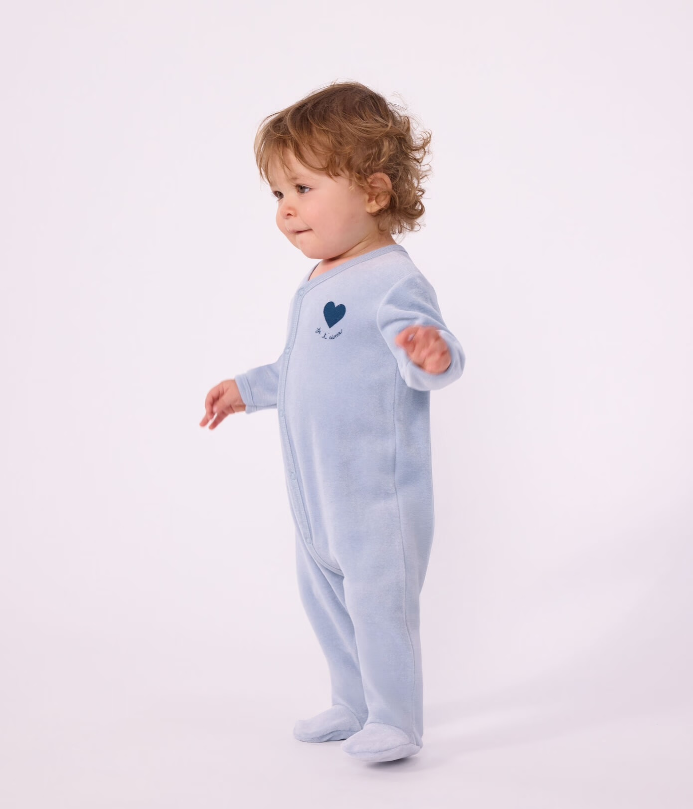 Pyjama bébé en velours uni Bleu avec motif placé AW26 (Petit Bateau) – Image 2