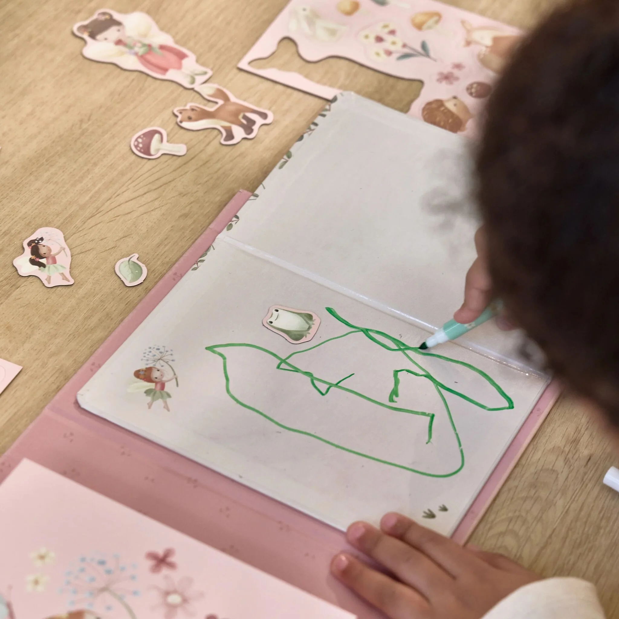 Livre magnétique -Rose ( Little Dutch ) – Image 3