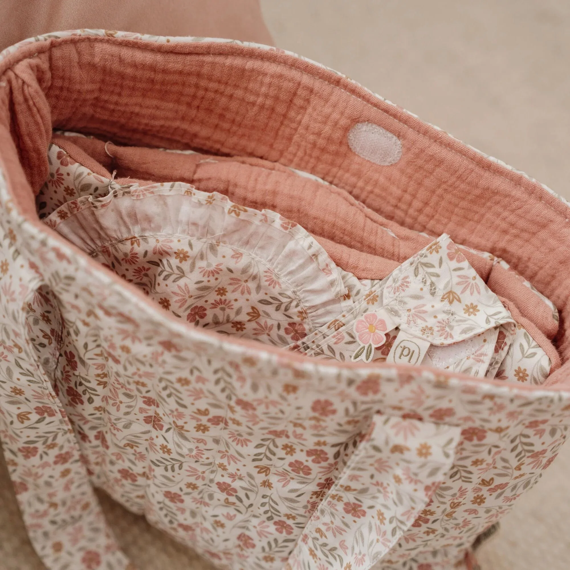 Sac à langer pour poupée – Multicolore, Fleurs douces (Little Dutch) – Image 4